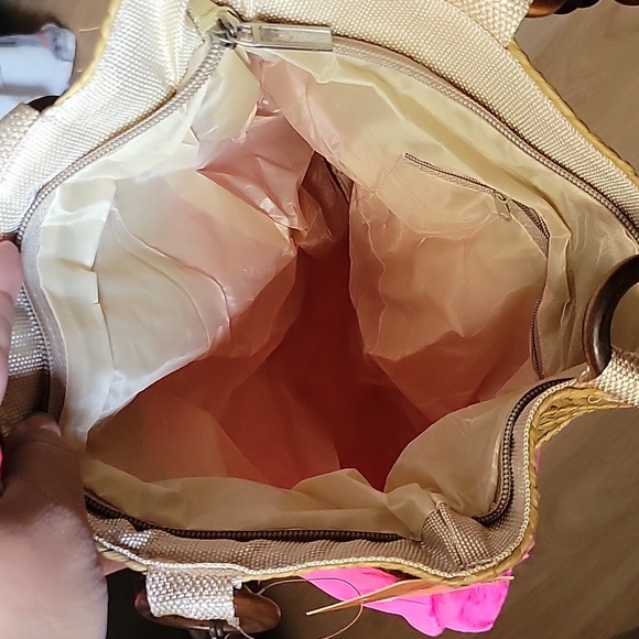 Super cute Ruffle bag - Picture 3 of 4